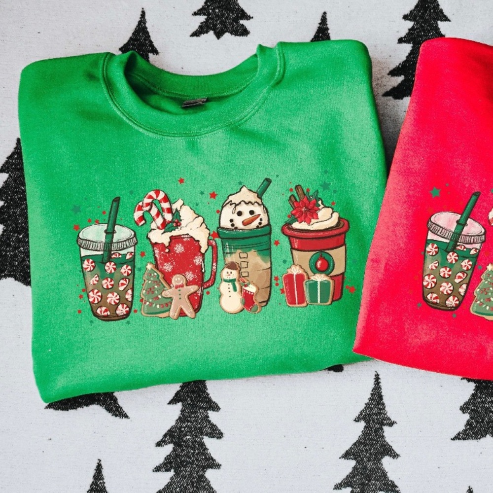 ONLY 1 LEFT! NEW! HOLIDAY Sweater Christmas Coffee Sweatshirt in Green!